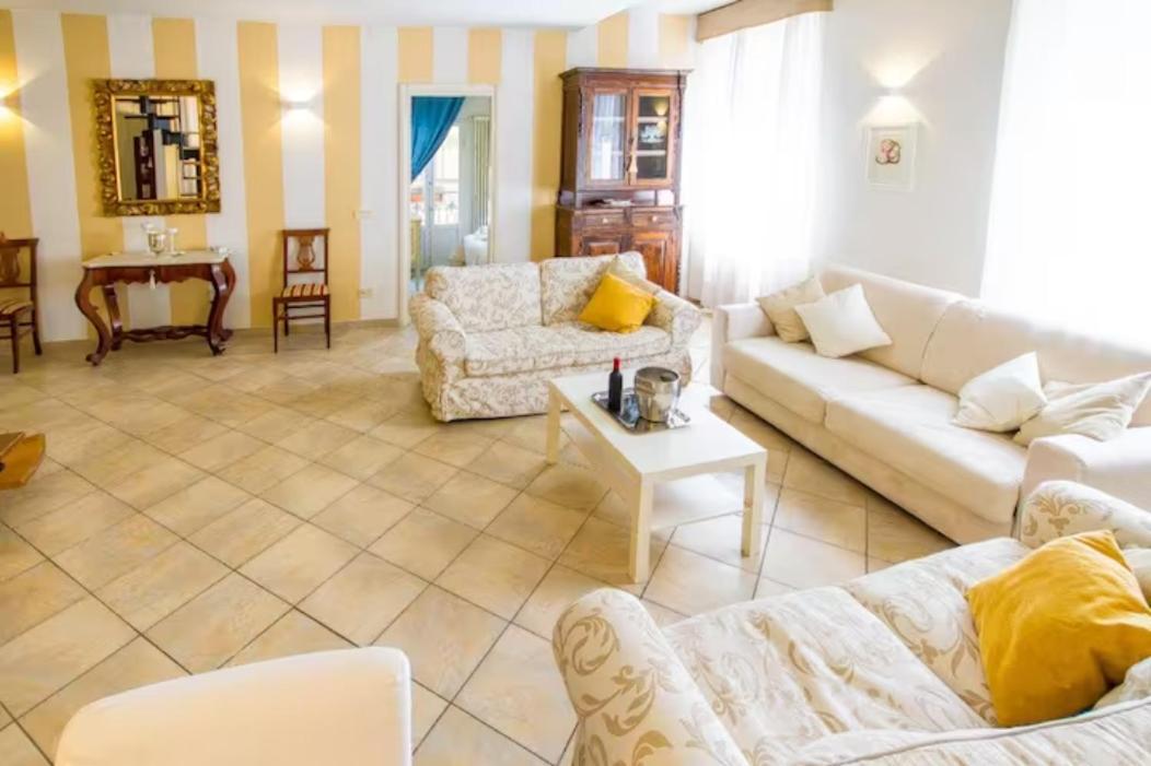Appartamento Borgo Apostoli 佛罗伦萨 外观 照片